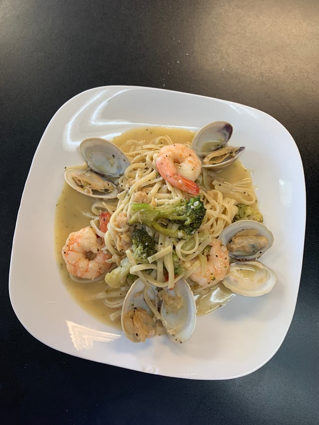 Linguine White Wine Clam Sauce.