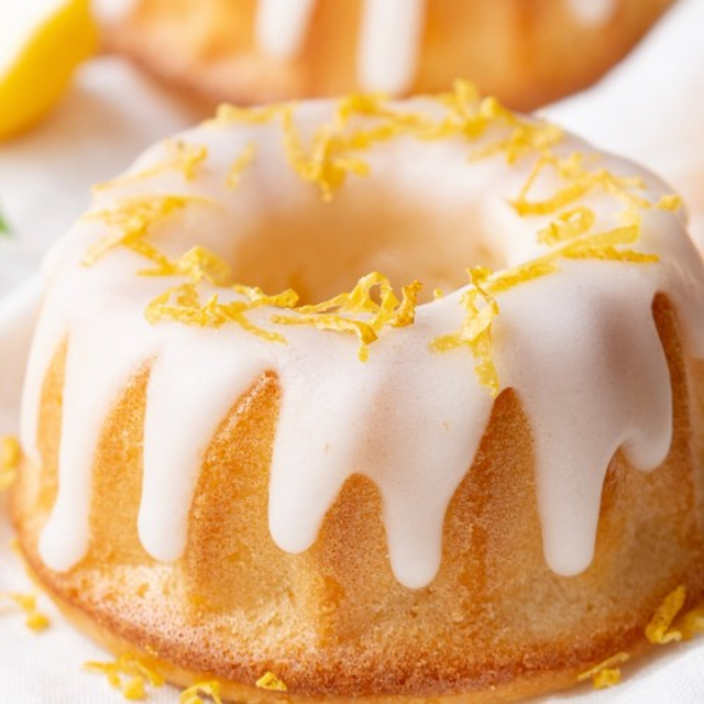 Limoncello Cake.