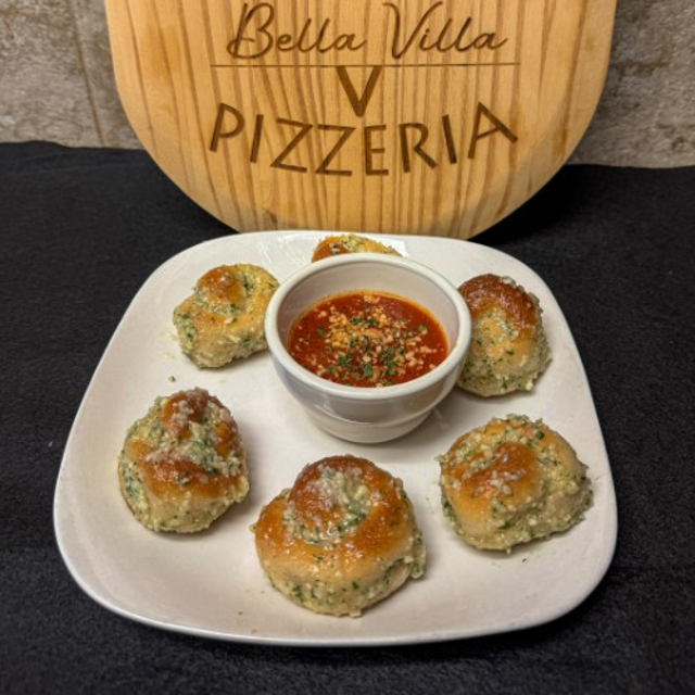 Garlic Knots.