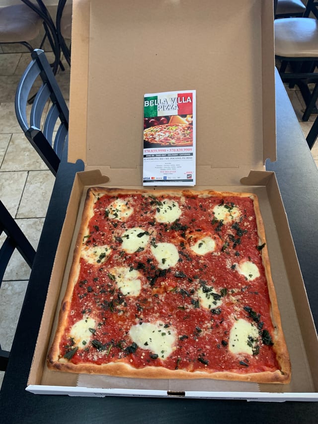 Grandma Pizza.