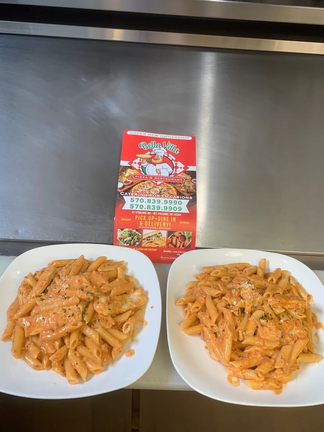 Pasta Vodka with Chicken.