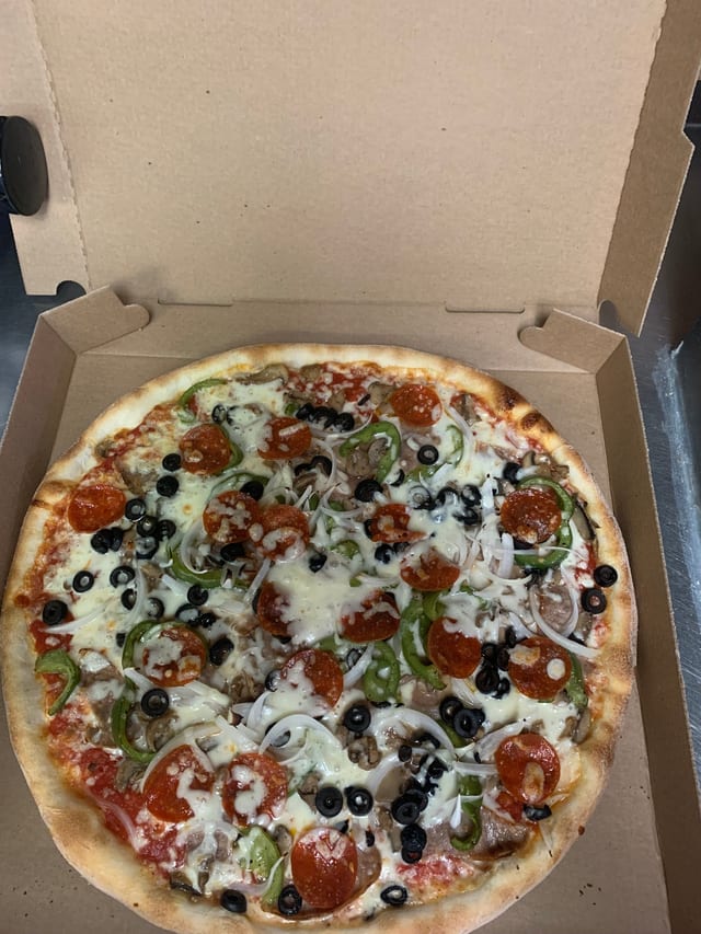 NY Style Supreme Pizza (Large 16'').