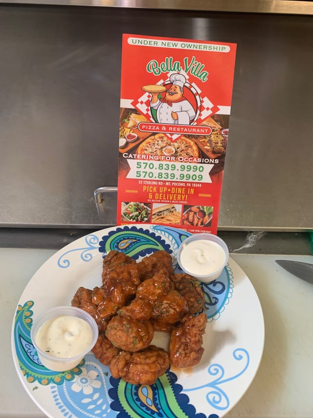 Boneless Wings.