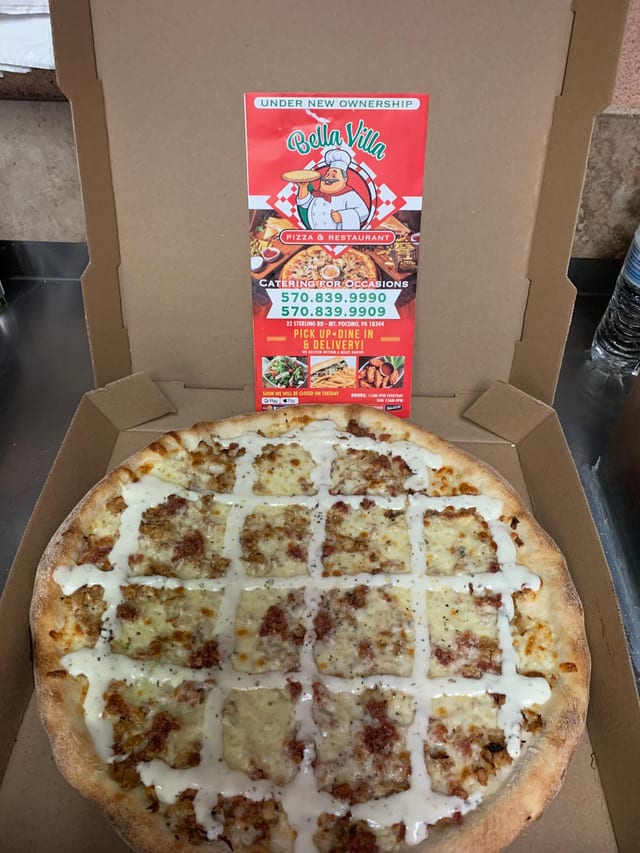 Chicken Bacon Ranch Pizza (Medium 14").